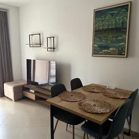 Siloria アパート Vlorë