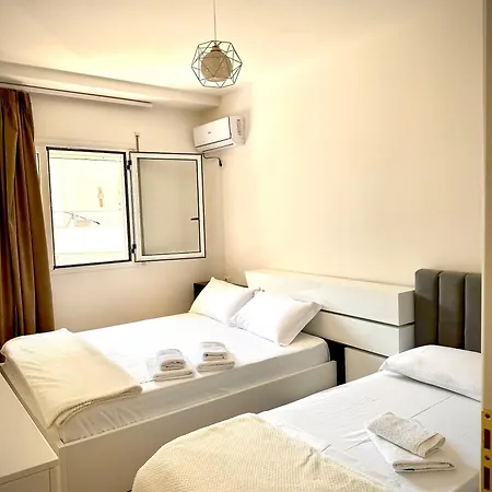 Siloria アパート Vlorë